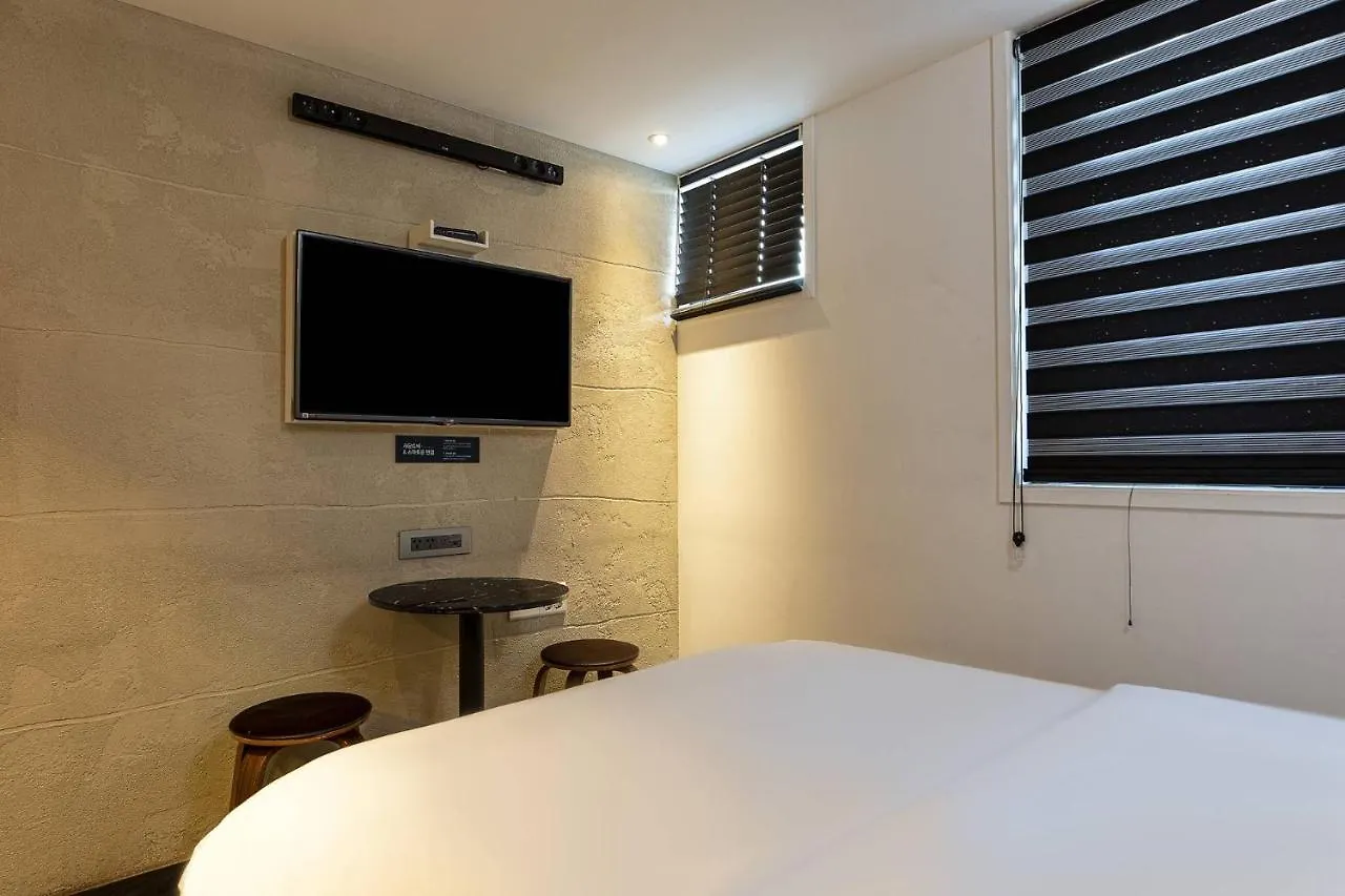 סיאול H-Avenue Hotel Yeoksam