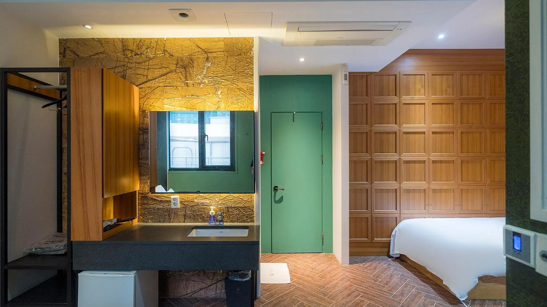 סיאול H-Avenue Hotel Yeoksam
