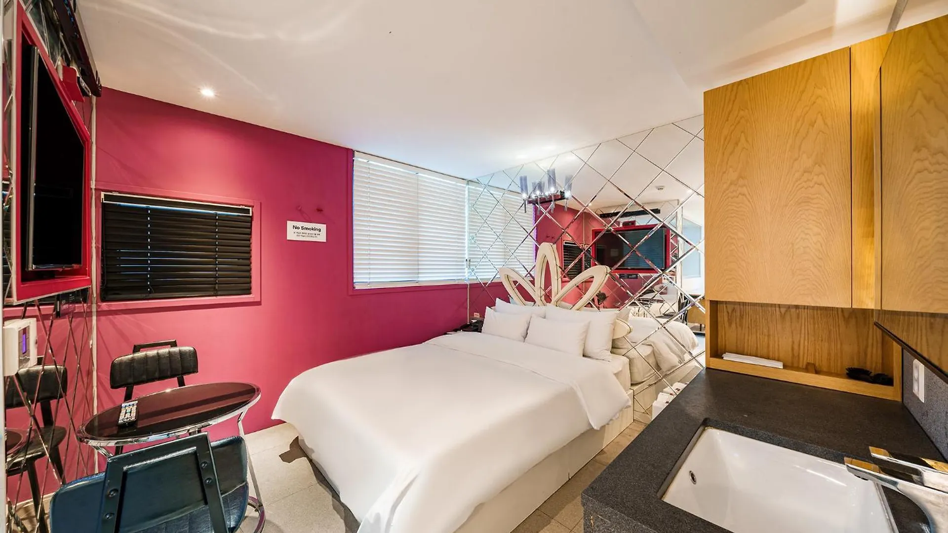 סיאול H-Avenue Hotel Yeoksam