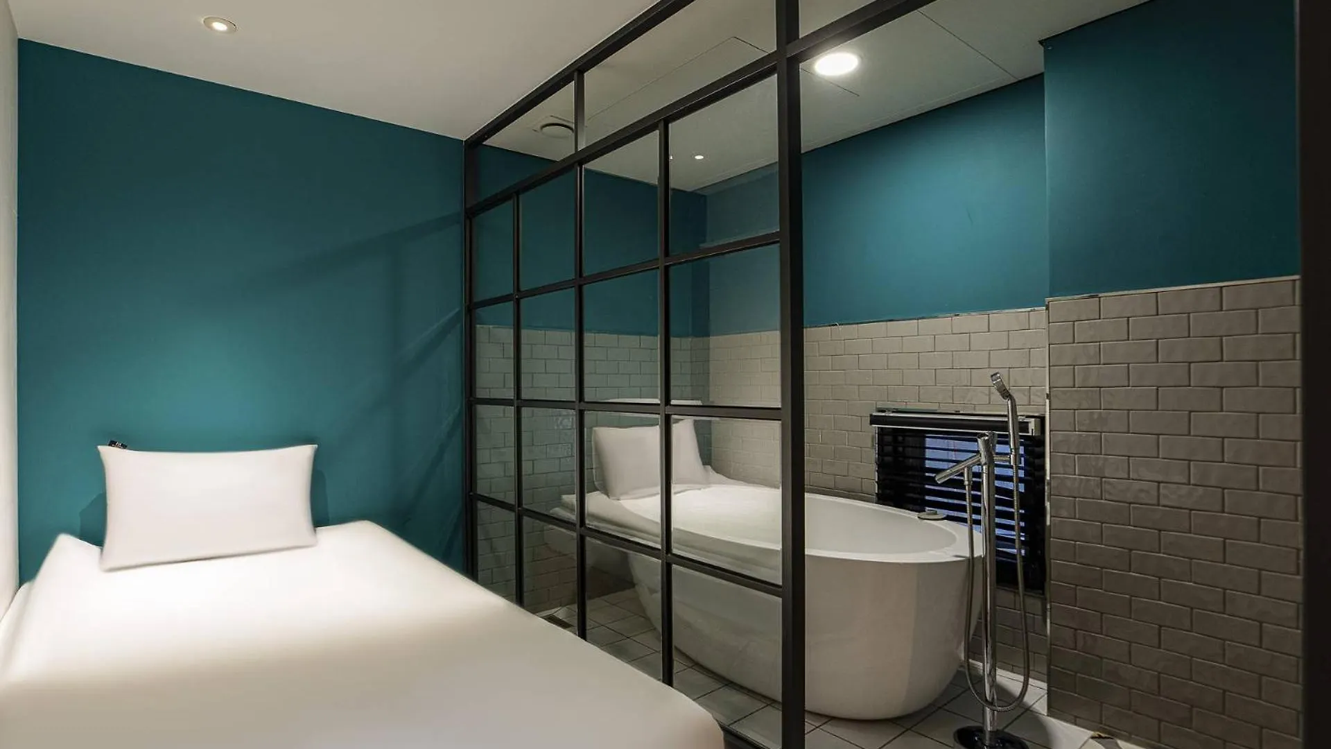 סיאול H-Avenue Hotel Yeoksam 0*,  קוריאה הדרומית